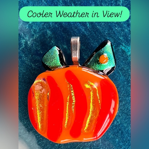 Bonnie’s Bling One of a Kind Fused Glass Jewelry and Accessories to Wear. - Picture 5 of 16